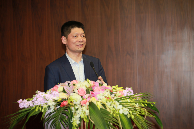 25-伟德体育股份公司第二届董事会独立董事王鹏程发表感言.jpg