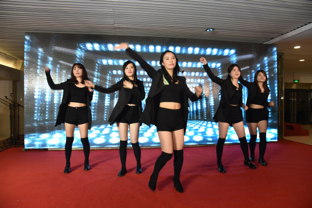 8-苏州分院热舞《百变女王》.jpg