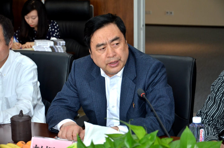3-董事长兼党委书记赵振元在仪式上讲话.jpg